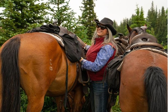 1 Hour Spray River Ride - Bow Falls and the mountain views