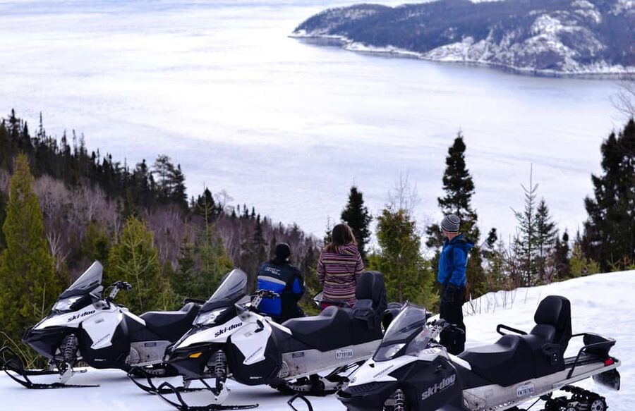 15 min. Tadoussac: Snowmobile Expedition in Saguenay Fjord - Key points for your snowmobile outing