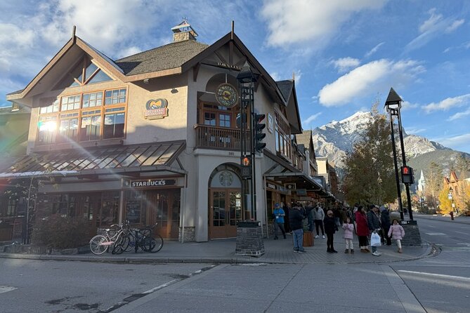 2-3 Days Lake Louise Moraine Gondola Johnston Canyon Icefield - Timing, pickup, and comfort