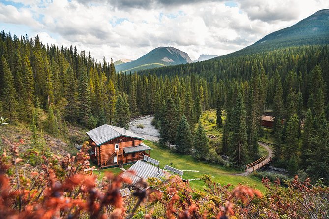 2-Day Sundance Overnight Backcountry Lodge Trip by Horseback - Sundance Lodge: comfort without connection