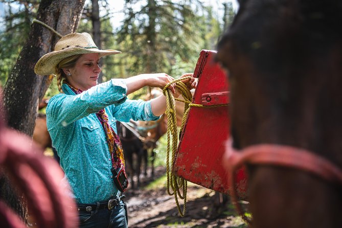 2-Day Sundance Overnight Backcountry Lodge Trip by Horseback - What the $998.42 price includes