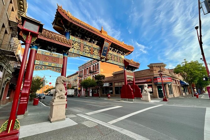 2hr City Highlights Private Tour in Victoria BC - Vehicle comfort and group size deserve attention