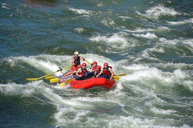 3.5 Hour Whitewater Rafting and Waterfall Adventure - What to wear and bring to 440 Eden Road