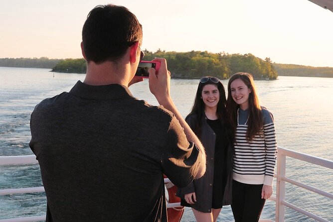 3-Hour 1000 Islands Cruise from Gananoque with views of Boldt Castle - Food, drinks, and onboard comfort