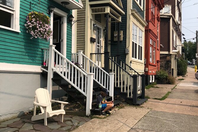 3 hour City Tour of St.John’s, small group up to ten guests - Guides make the difference