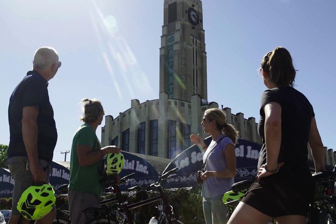 3 Hour Montreal City Bike Tour with Wine or Beer (AM & PM) - Old Port and Old Montreal: a strong start