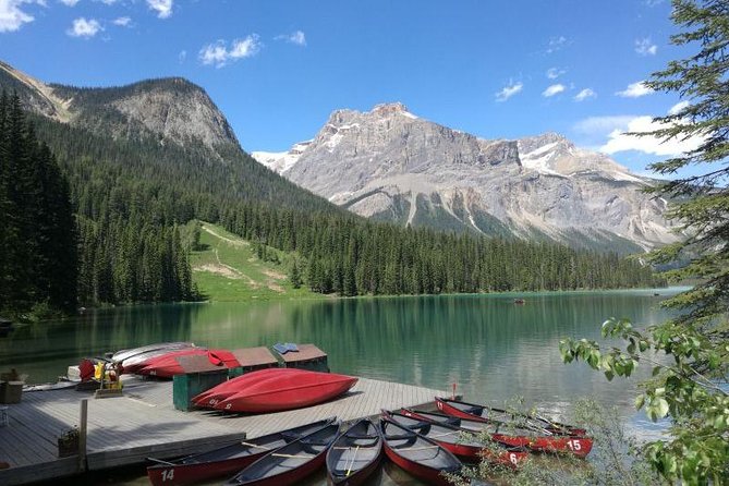 4-Day Banff, Lake Louise, Jasper, Icefield Packaged Tour - Day 2: From Calgary to Jasper along the Icefields Parkway