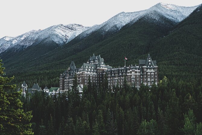 5-Day Banff Self-Guided package with Moraine & Lake Louise Tour - Guides, group size, and the feel of the day