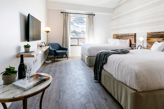 5 Day Rockies Mountains and Glaciers Tour, Icefield Parkway Hotel - Is five days enough for the Canadian Rockies?