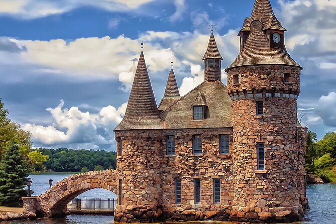 5-Hour 1000 Islands Boldt Castle Stopover Cruise from Gananoque - Weather, seating, and practical comfort