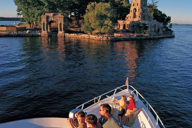 5-Hour 1000 Islands Boldt Castle Stopover Cruise from Gananoque - The first 90 minutes through the Thousand Islands