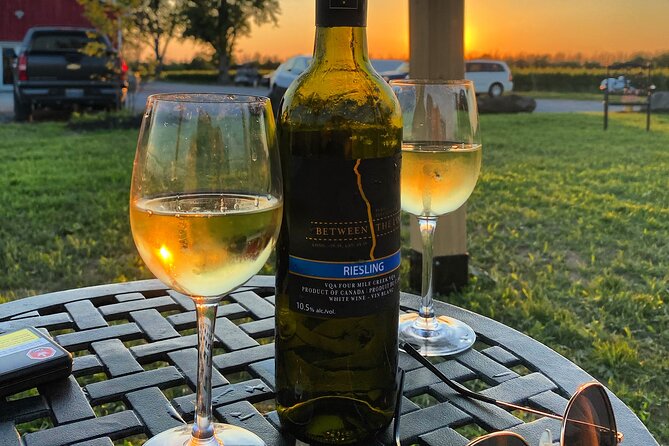 A Twilight Wine Adventure with 3-Course Dinner - Key things to know before booking