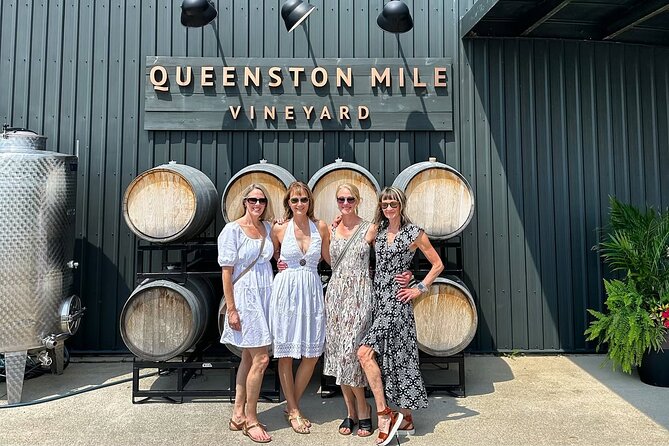 A Twilight Wine Adventure with 3-Course Dinner - Why this Niagara wine tour works well