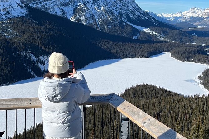 Abraham Ice Bubble/Sunwapta Falls,Snowshoeing,Icefield, Bow&Peyto - What to pack for comfort and safety