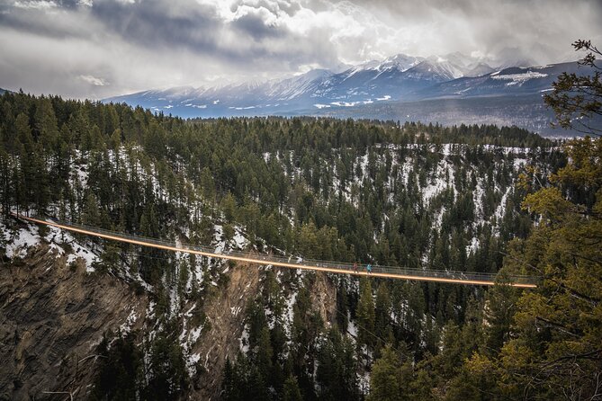 Admission Ticket to Golden Skybridge - Photos, food, and the pace of the visit