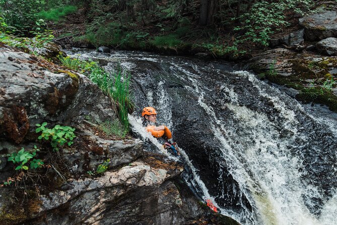 Adventure Canyoning Kelowna - What the guide’s role adds