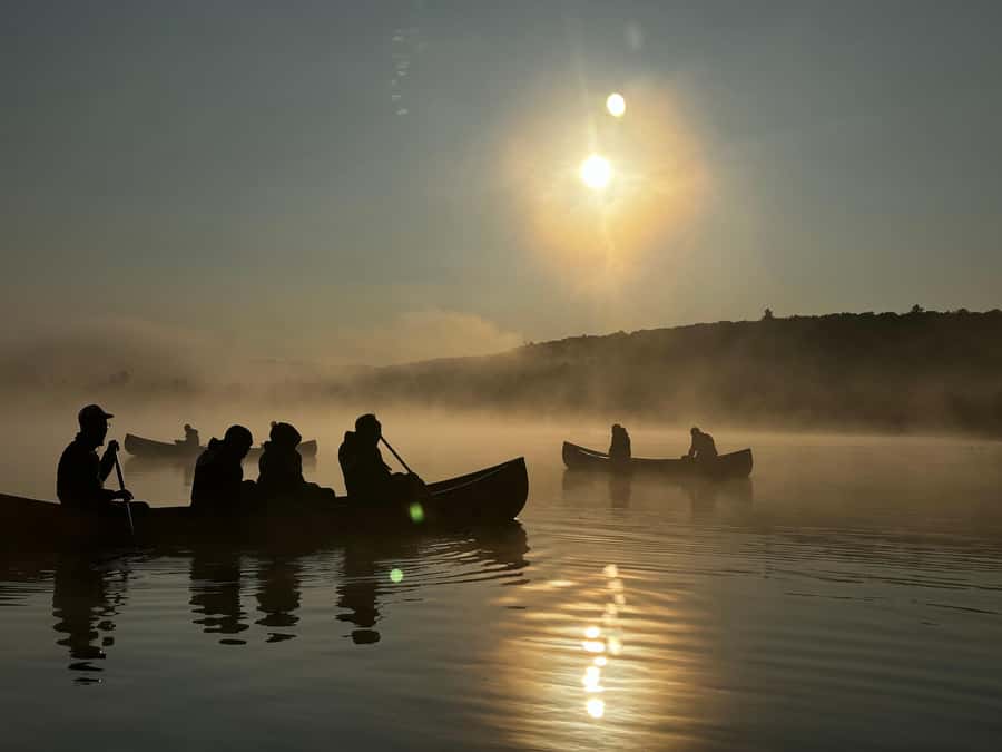 Algonquin Park: Deluxe 4-Day/3-night Canoeing/Camping - Night stars and an early lake
