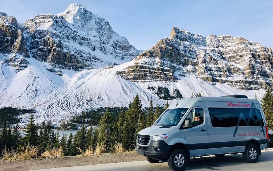 All-Inclusive Private Banff Tour with Hotel Transfer - Banff Avenue gives you one hour to wander