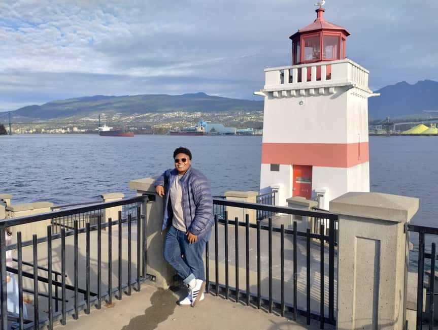 Aquarium & StanleyPark+20 Gem Spots+City/Vip Car+Small Group - Timing, pickup, and what to bring