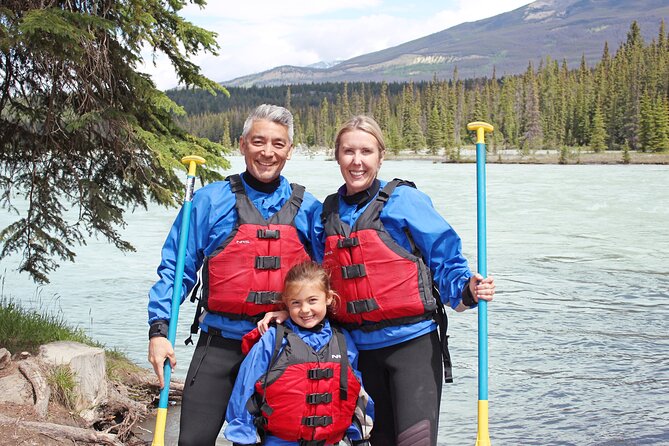 Athabasca Expressway Whitewater Rafting - The safety briefing and first paddle strokes