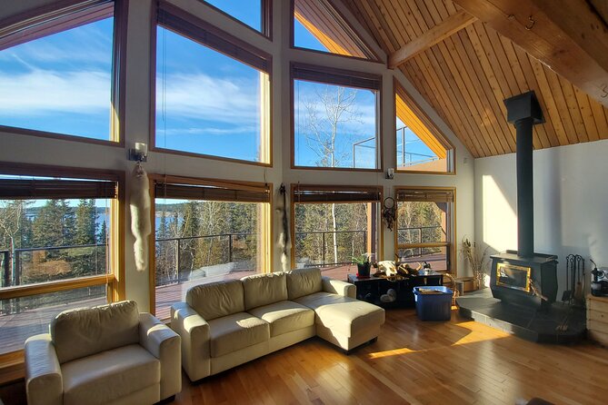 Aurora Chasing + Aurora Lodge - Why this tour works better than a night in the cold