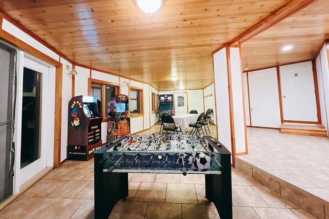 Aurora Chasing + Aurora Lodge - What the $102.42 price really buys