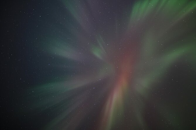 Aurora Chasing + Aurora Lodge - Who should book this Yellowknife aurora outing