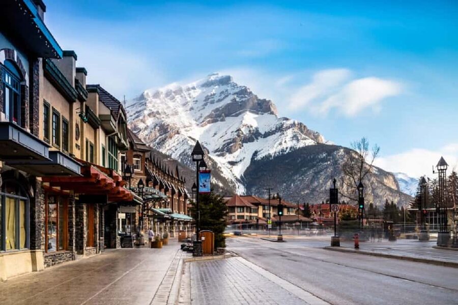 Banff/Calgary:Banff National Park&Johnston Canyon 1-Day Tour - A full day in Banff without the driving work