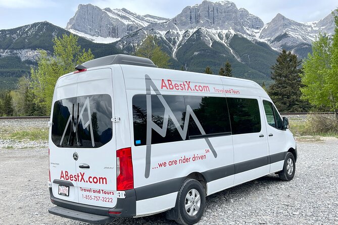 Banff |Canmore| Kananaskis to Calgary YYC Airport–Private Shuttle - The early-morning advantage