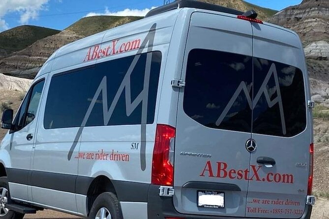 Banff |Canmore| Kananaskis to Calgary YYC Airport–Private Shuttle - Vehicle comfort, group size, and luggage