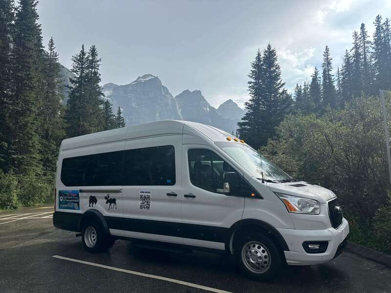 Banff/Canmore: Moraine Lake and Lake Louise 90 Min Each - Should you book it?