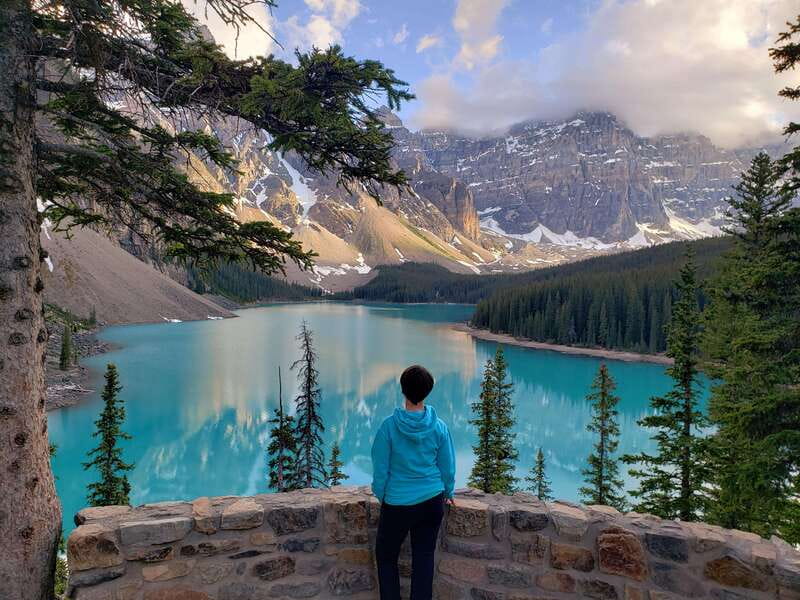 Banff/Canmore- Moraine Lake & Louise-Morning or Sunset Tour - The sunset schedule: quieter, but shorter stops