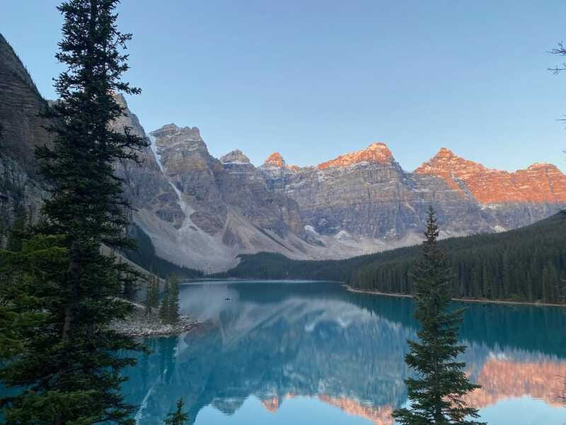 Banff/Canmore: Moraine Lake w/ Lake Louise Option - The short transfer to Lake Louise