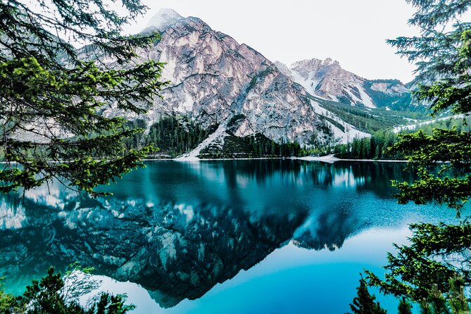 Banff/Canmore Shuttle to Moraine Lake and Lake Louise(1.5h each) - Weather, Cancellations, and Basic Planning
