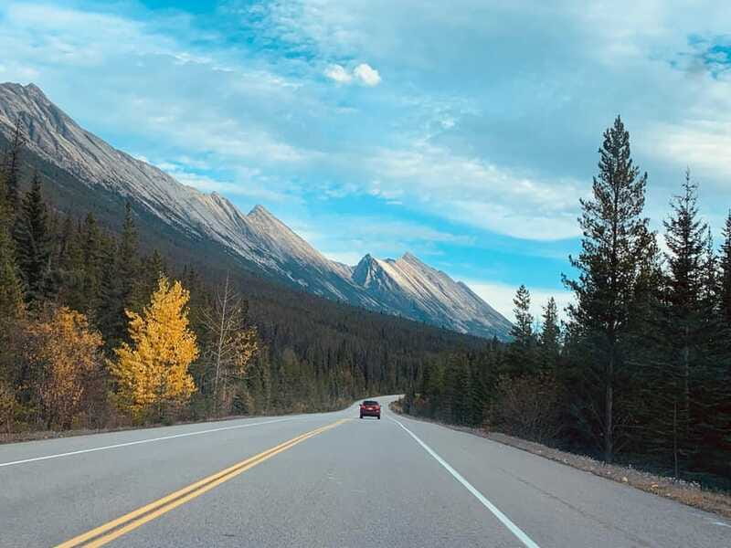 Banff: Columbia Icefield, Skywalk, Parkway, Bow & Peyto Lake - Reaching the Columbia Icefield and Athabasca Glacier