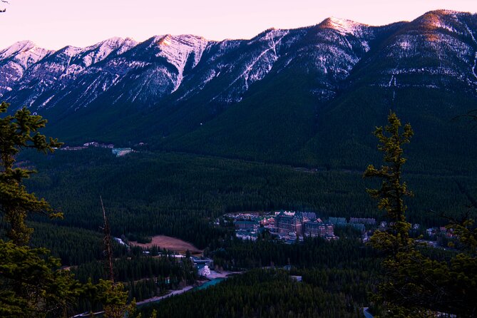 Banff Deep 1 Day Tour in small group - Guides are a major part of the value