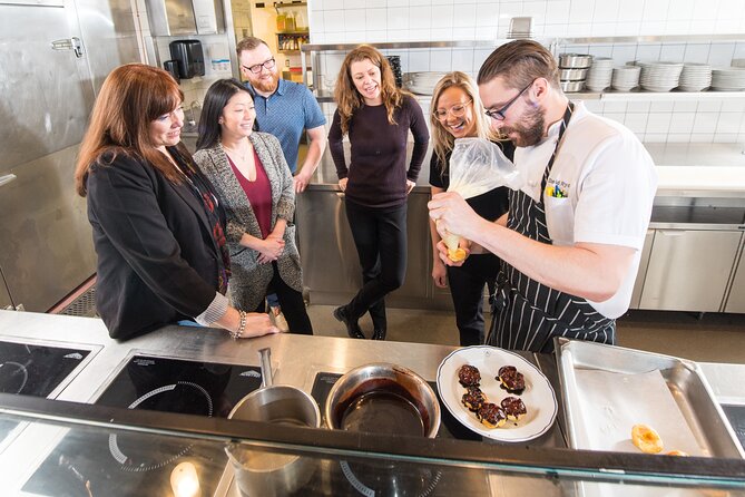 Banff Food Tour: Eat the Castle - Grapes pairs flatbread with a little breathing room
