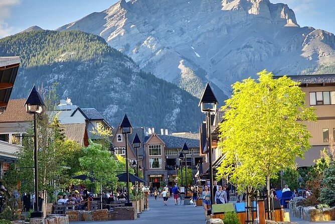 Banff Gondola Hot Springs Bow Falls and Three Lakes tour - Bow Falls, a short stop with a strong payoff