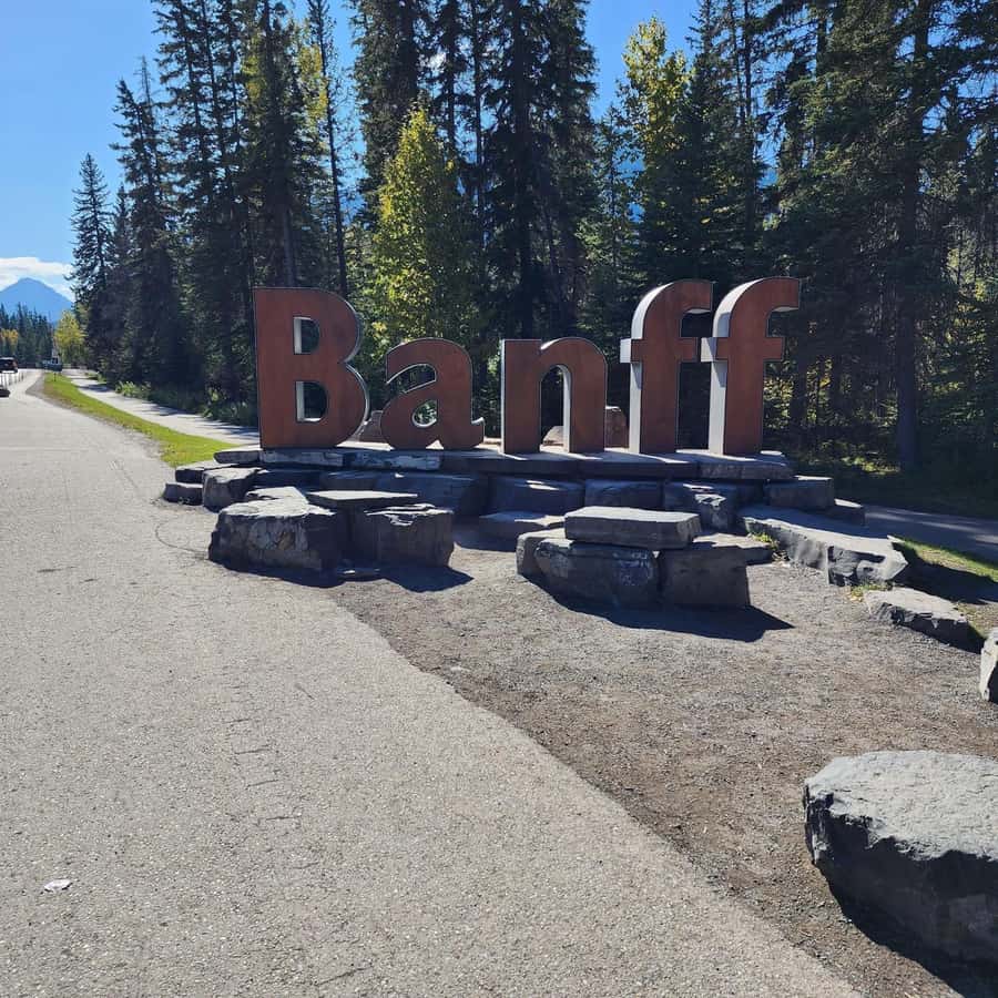 Banff: Gondola, Hot Springs, Bow falls & Three lakes tour - Banff Avenue gives you time to wander