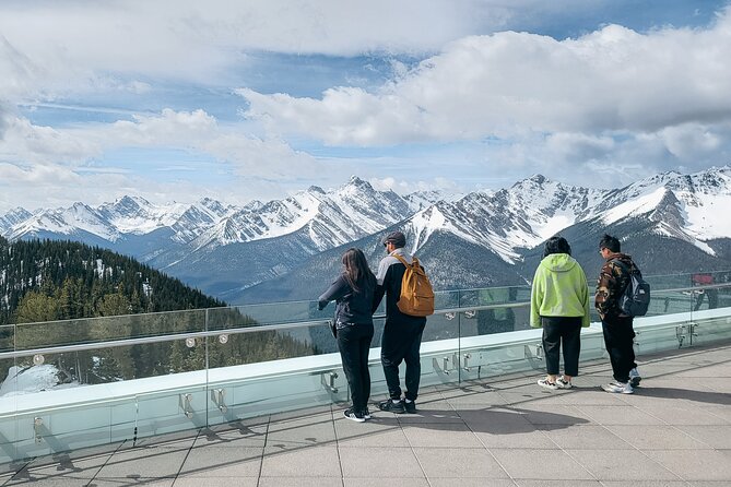 Banff Gondola & Lake Minnewanka Cruise Combo - Two classic Banff viewpoints in one compact outing