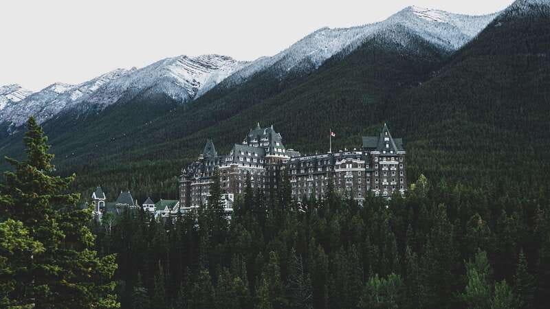 Banff: In-Depth Banff Area & Canyon Day Tour - Sulphur Mountain gives you the day’s big view
