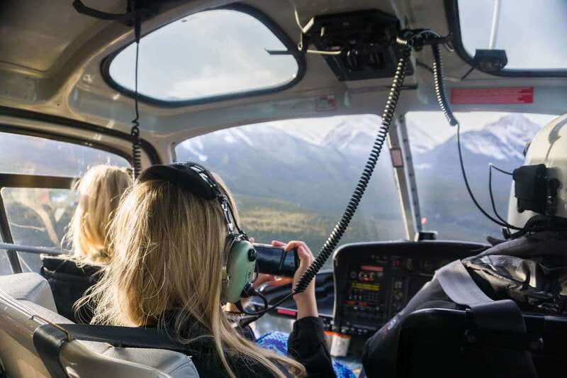 Banff/Jasper: Canadian Rockies Scenic Helicopter Tour - The 30-minute Wilson Icefield route