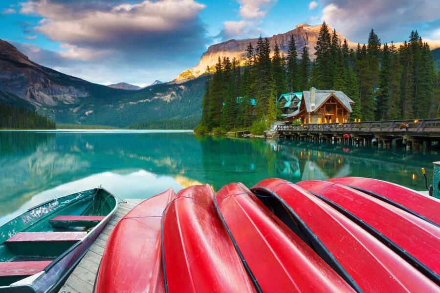 Banff: Lake Louise, Emerald, Moraine Lake & Johnston Canyon - Moraine Lake or Emerald Lake, depending on the month