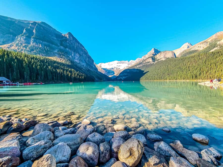 Banff: Lake Louise,Lake Minnewanka,Emerald Lake & Banff Town - Key points to know before booking