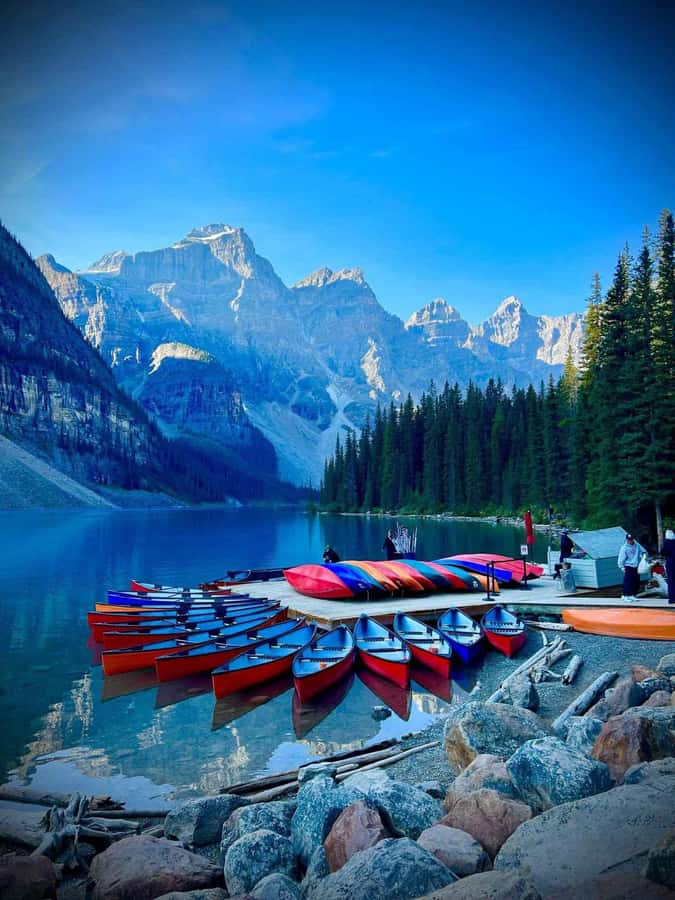 Banff: Lake Louise, Moraine, Emerald Lake & Canyon Day Trip - Johnston Canyon: the day’s best short hike