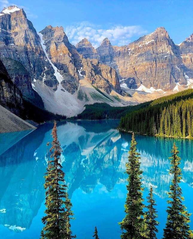Banff: Lake Louise, Moraine, Emerald Lake & Johnston Canyon - Pickup from Calgary, Canmore, or Banff