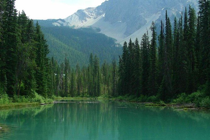 Banff, Lake Louise & Yoho National Parks 2-Day Tour - Overnight lodging and the group setup