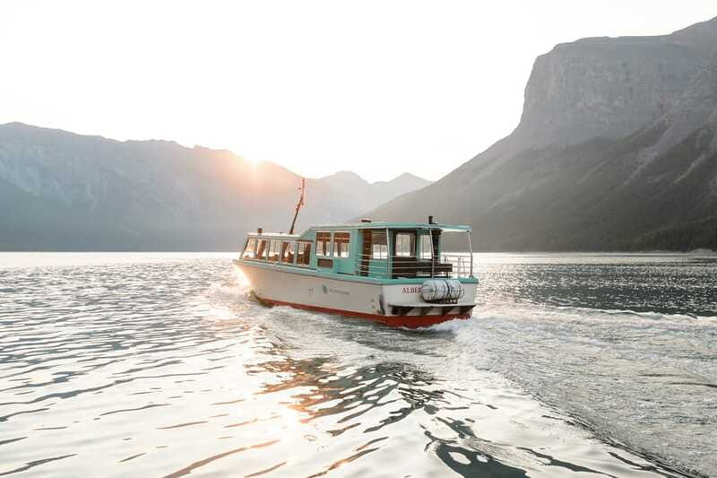 Banff: Lake Minnewanka Cruise - What the boat ride feels like in practical terms