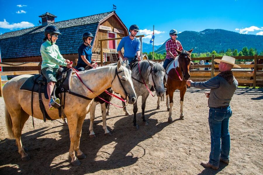 Banff National Park: 1-Hour Bow River Horseback Ride - Riding beside the Bow River