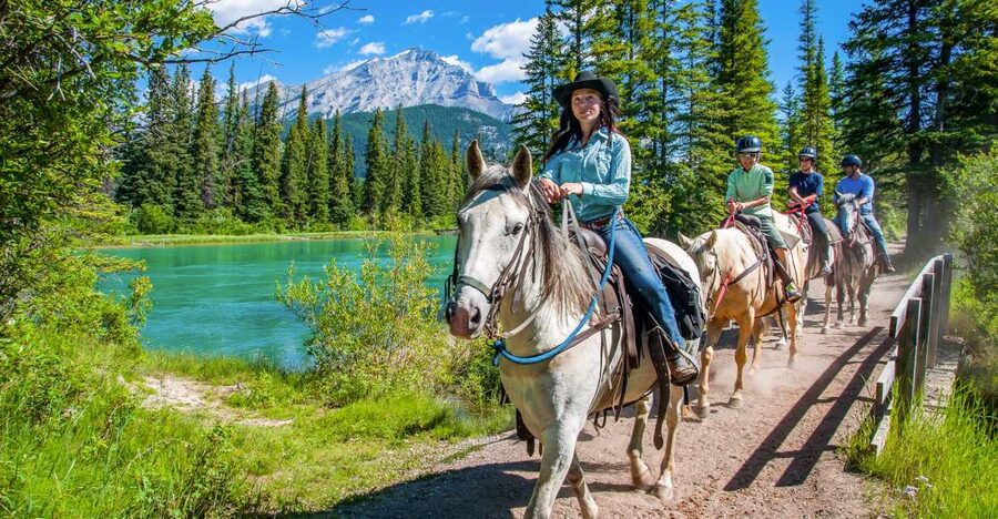 Banff National Park: 1-Hour Bow River Horseback Ride - The pace, group feel, and photo problem